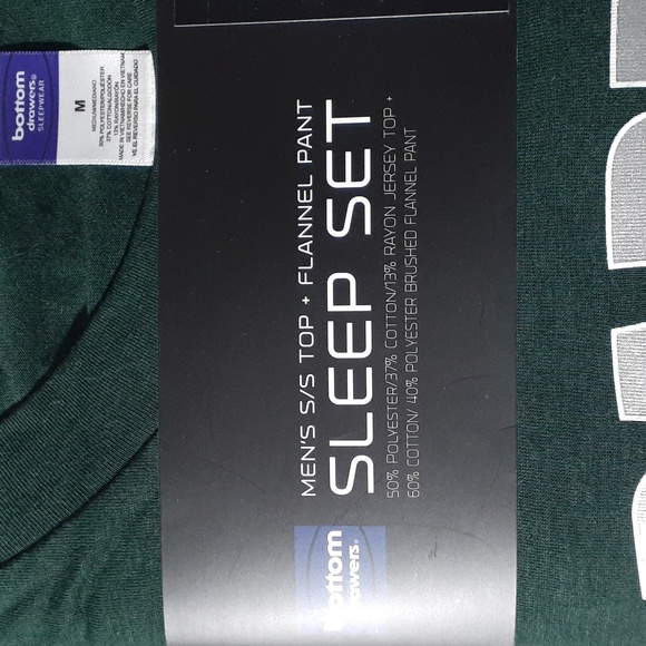 Women's Michigan Spartans Flannel Pajama Set - Picture 5 of 5